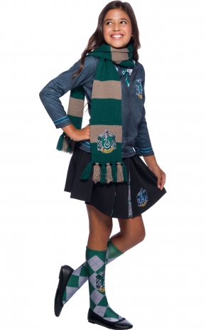 Se Harry Potter Slytherin Deluxe Halstørklæde hos MM Action