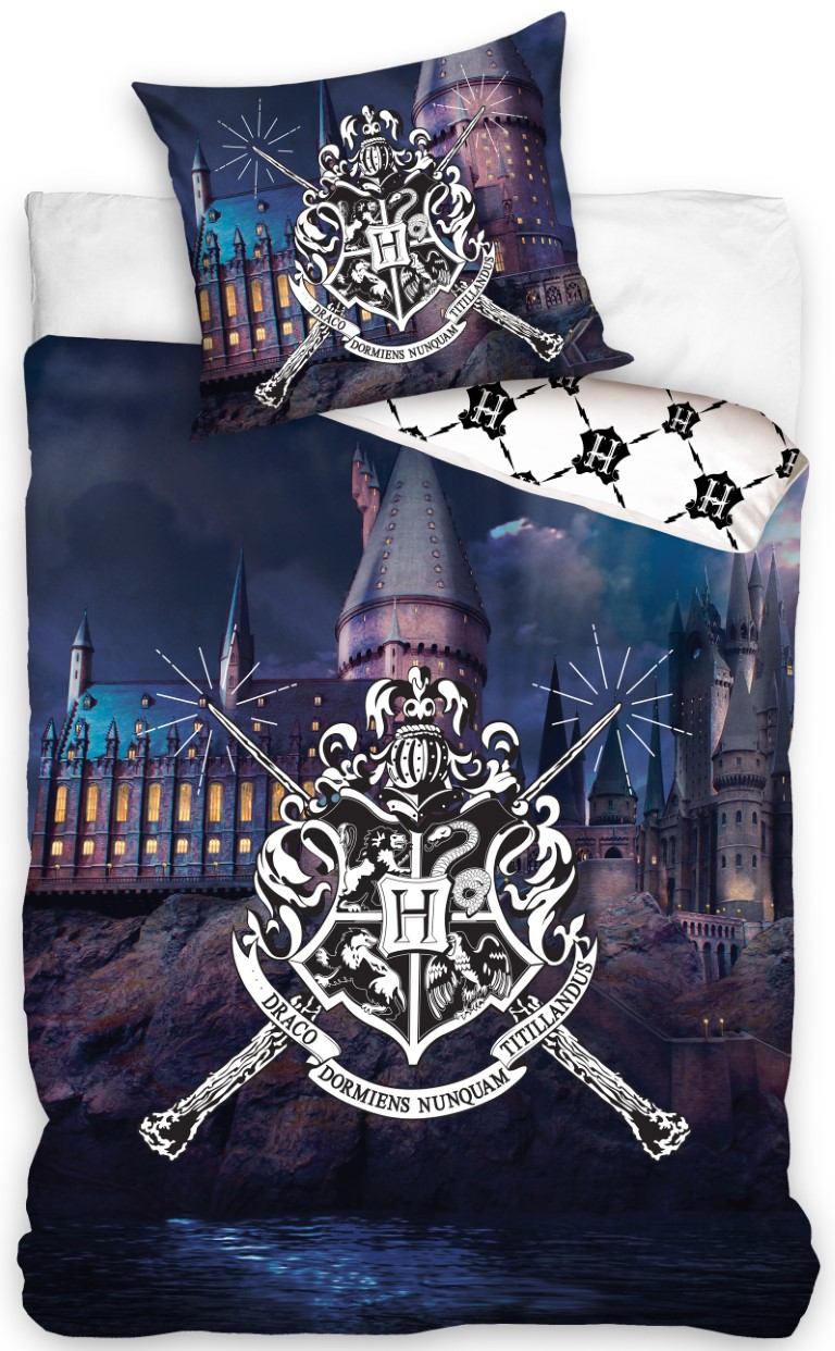 Se Harry Potter Hogwarts Blålig Sengetøj, 100 Procent Bomuld hos MM Action