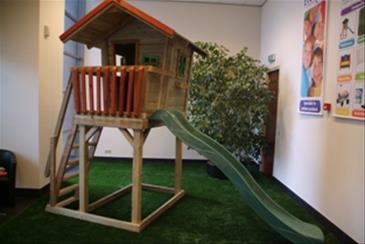 Legehus Wood2Play Høj m/rutsjebane-9
