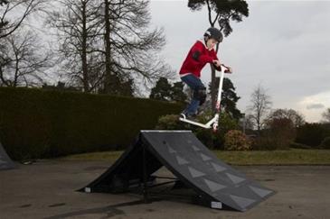 Rampage Double Spine Skaterampe-4