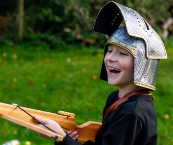 Armbrøst i olieret eletræ m/3 pile 57 cm-2