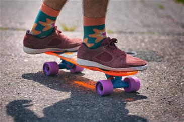 Choke JuicySusi Spicy Sabrina Elite Supercruiser Skateboard Orange-Rød-6