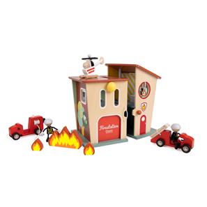 Classic World Trælegetøjs Brandstation med tilbehør-4