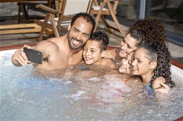  Lay-Z Spabad Helsinki Smart AirJet 7 180 x 66 Spabad (Dansk model)-4