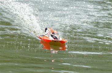 Mad Shark V2 F1 RC Speedbåd 2,4 GHz RTR-4