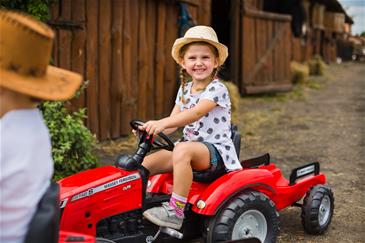 Massey Ferguson S8740  Pedal traktor til børn m/Trailer-7