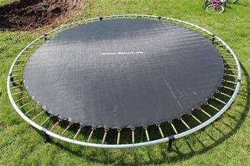 MCU-Sport NedGravet / Inground Trampolin 3.7M-5