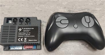 RC 2.4G Kontrolbox og Remote til Toyota Hilux Elbil 10,8V