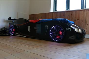  Sportsracer GT1 Træ Bilseng med LED-Lys og Lydpakke, Sort-3